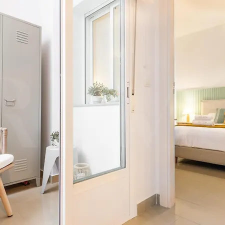 Cozy Apartment In The Heart Of Malaga By Rems Exterior photo